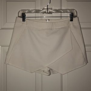 Express envelope skort